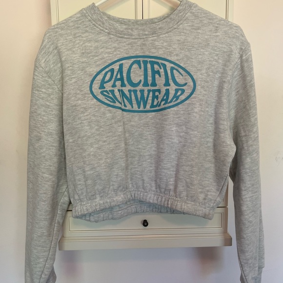 Cropped sweatshirt - Picture 2 of 2